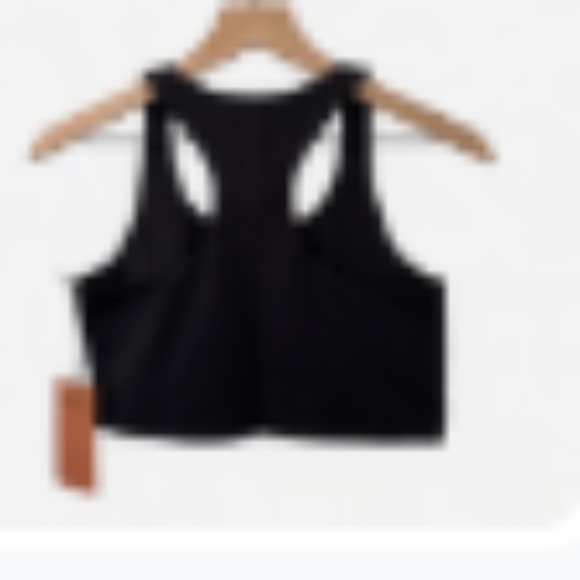 Girlfriend Collective Black Bella Scooper Tank Shelf Sports Bra - Picture 4 of 4